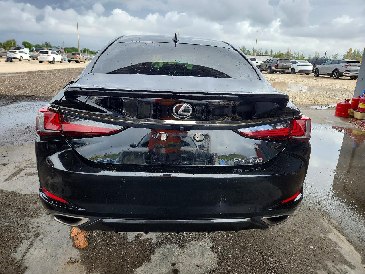 2023 LEXUS ES350