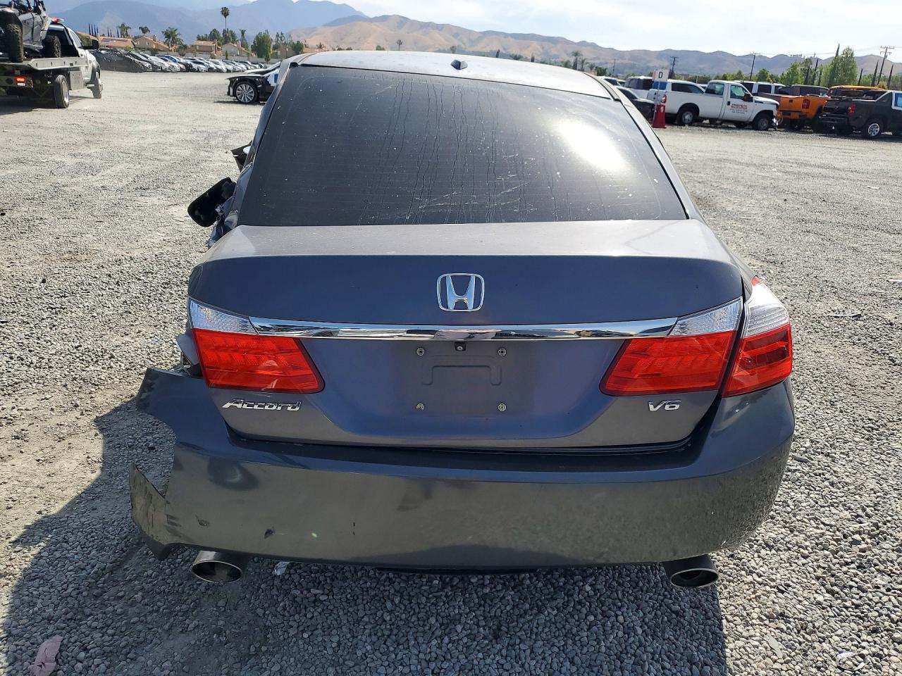 2015 HONDA ACCORD