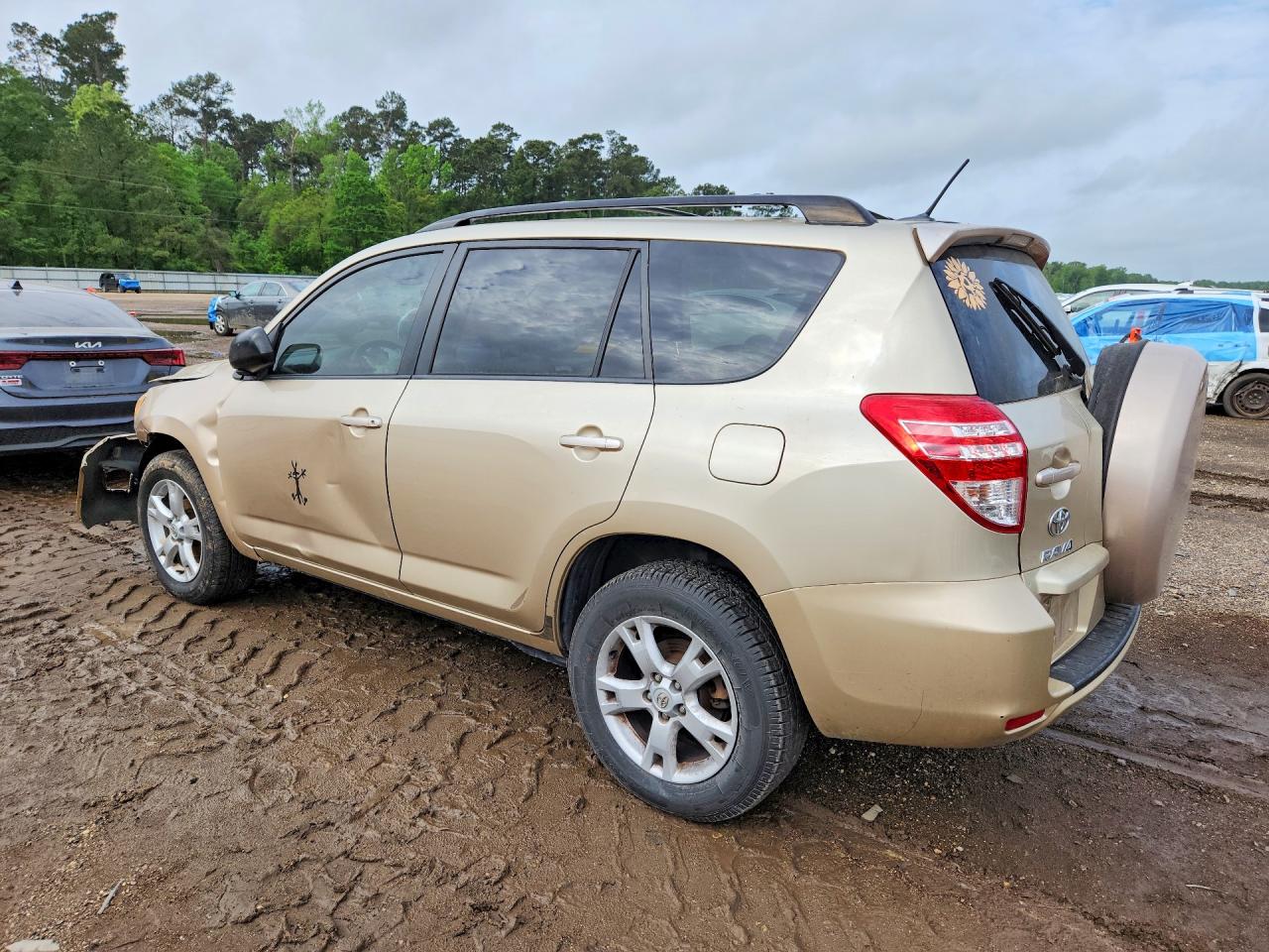 2011 TOYOTA RAV4