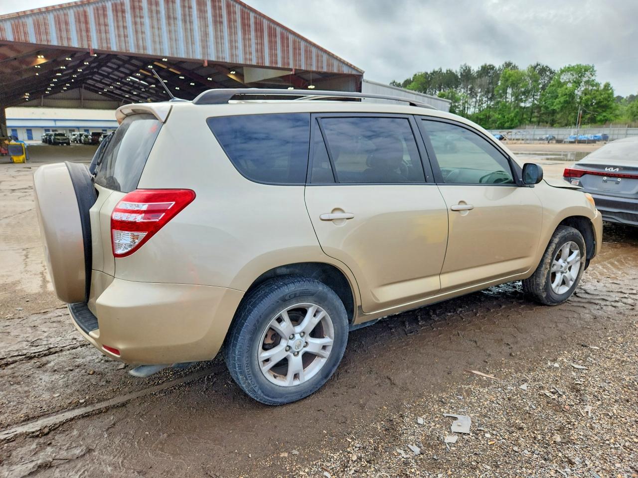 2011 TOYOTA RAV4