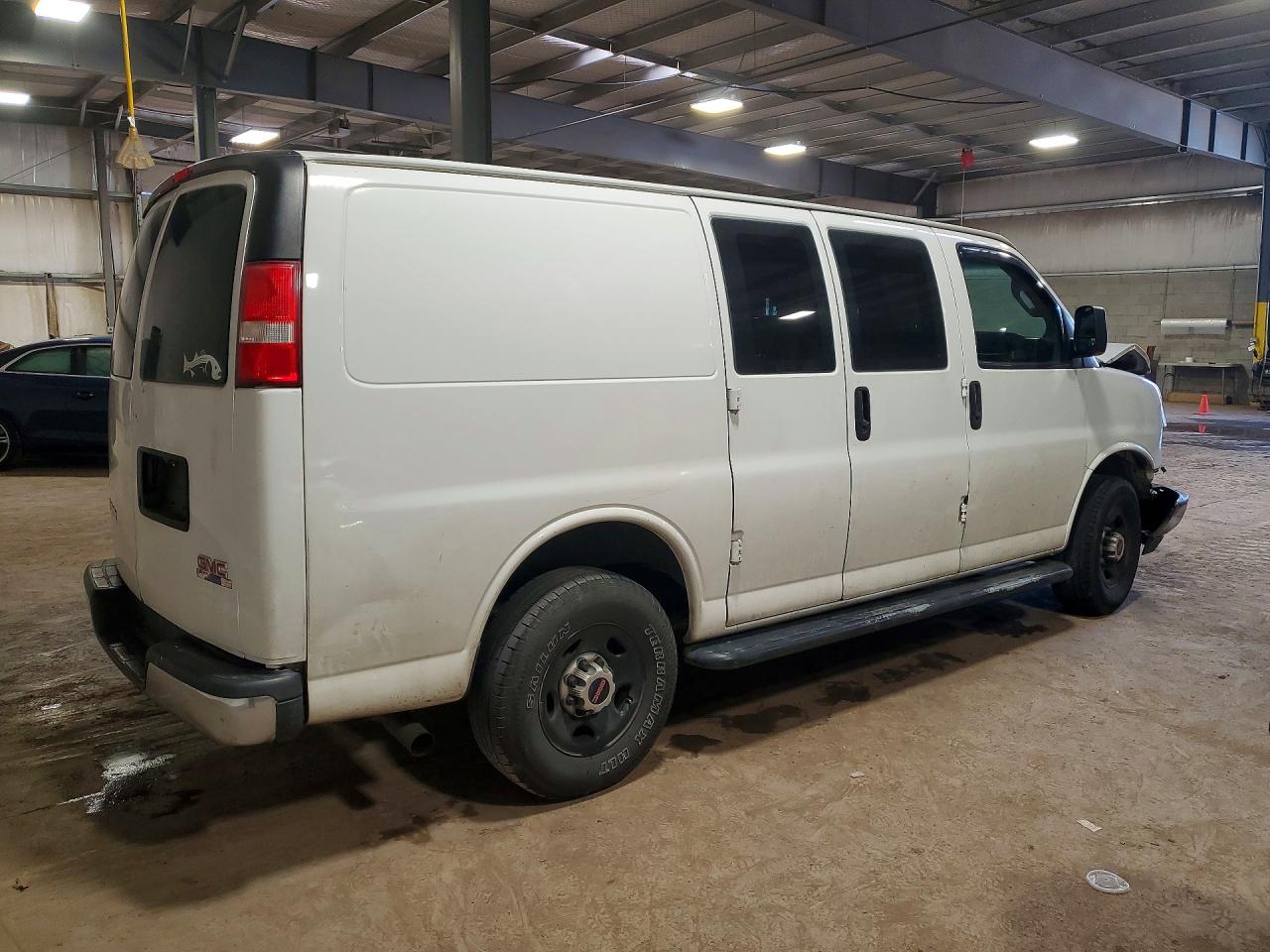 2017 GMC SAVANA