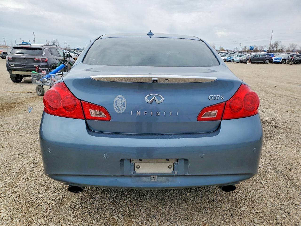 2010 INFINITI G37