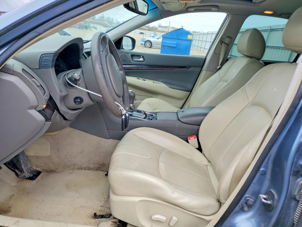 2010 INFINITI G37