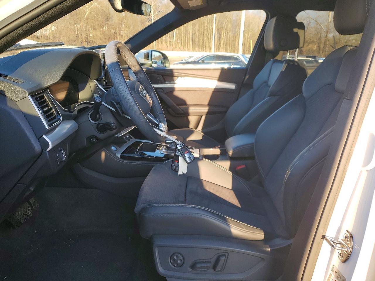2024 AUDI Q5
