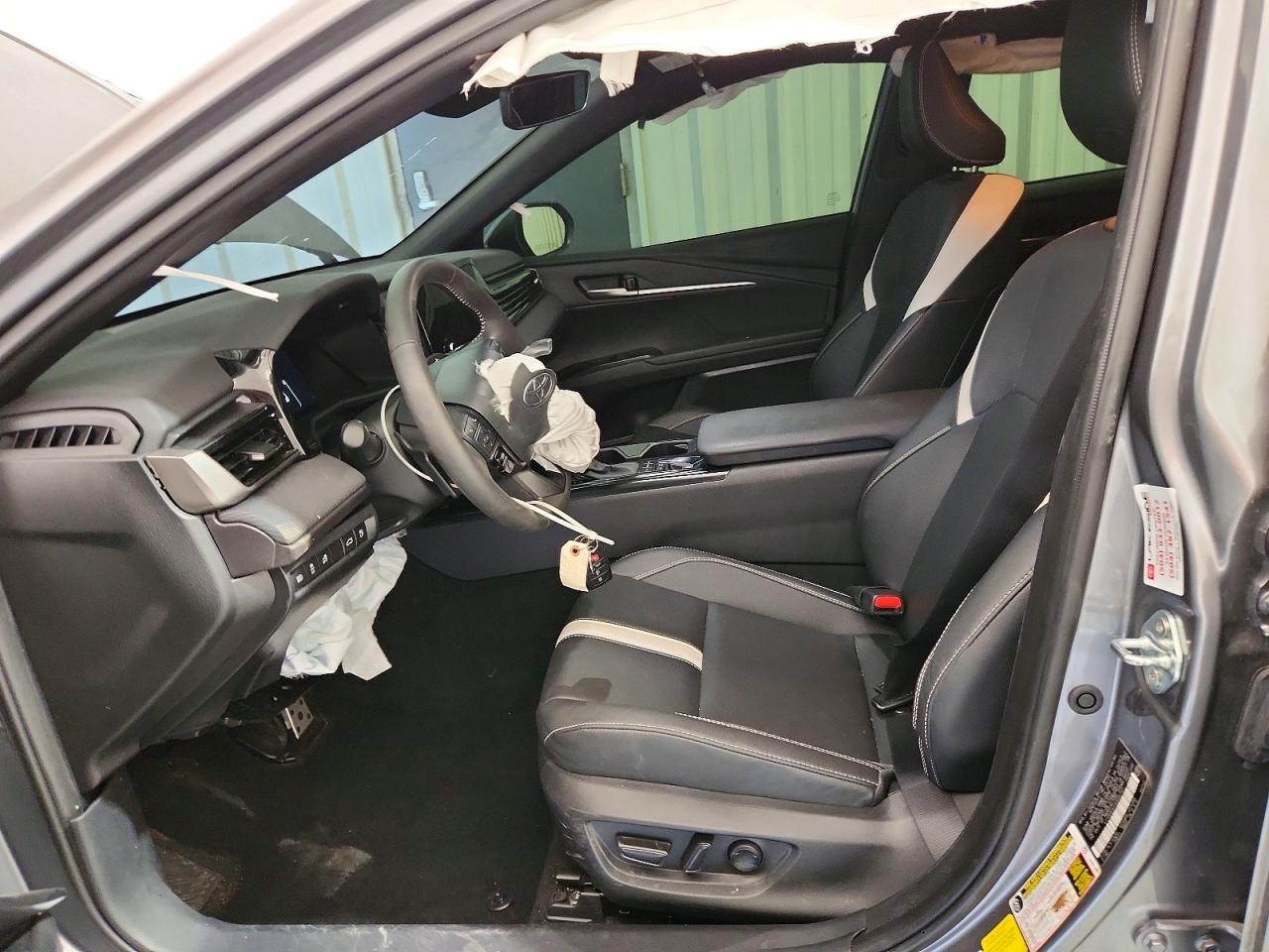 2025 TOYOTA CAMRY