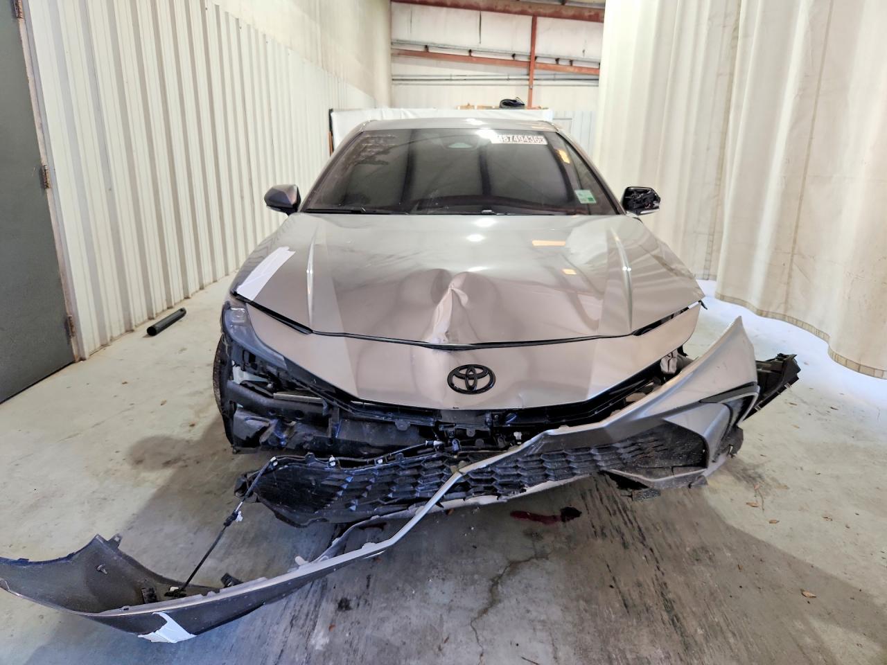 2025 TOYOTA CAMRY