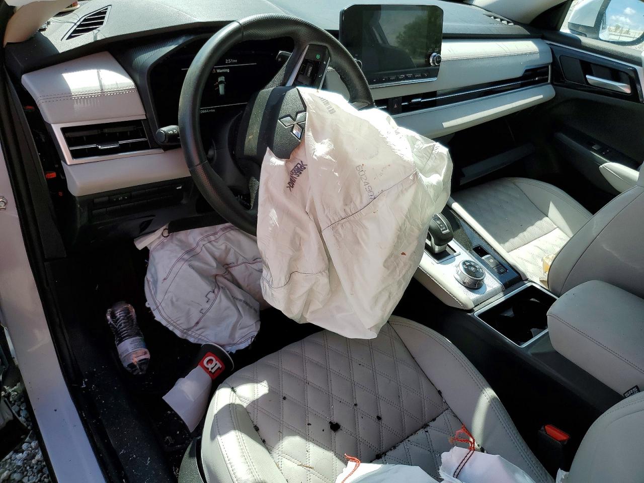 2024 MITSUBISHI OUTLANDER