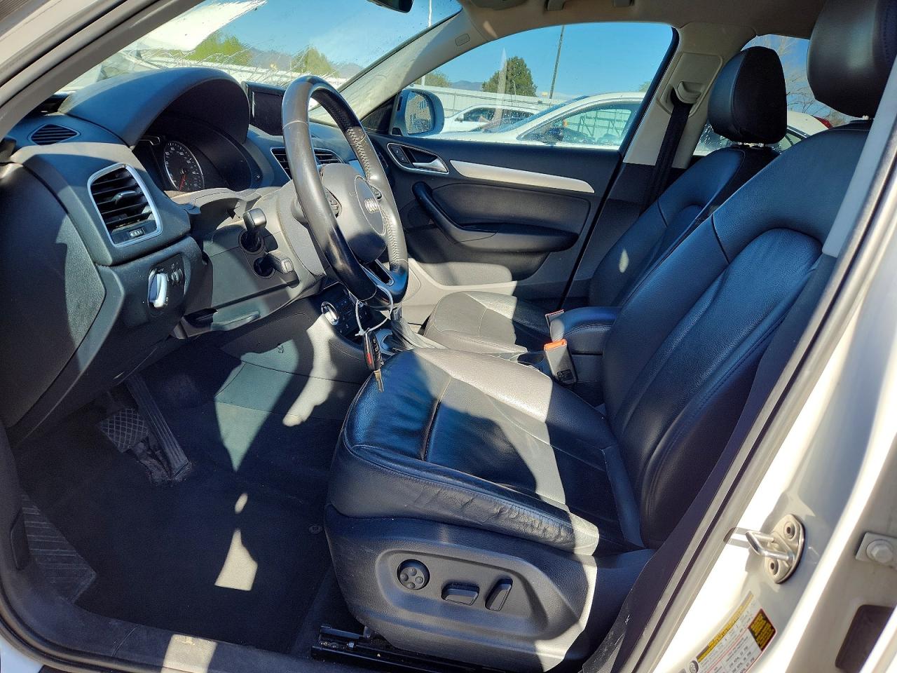 2015 AUDI Q3