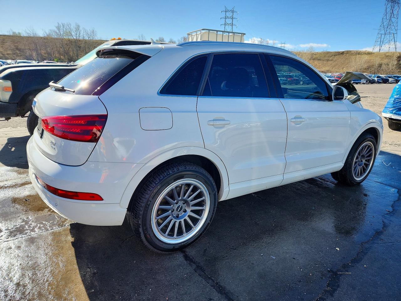 2015 AUDI Q3