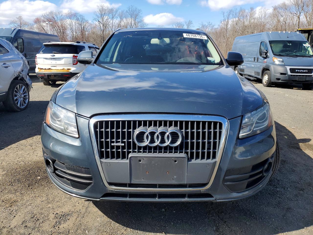 2011 AUDI Q5
