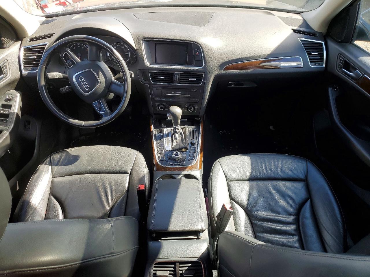 2011 AUDI Q5