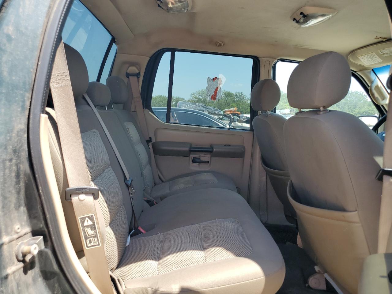 2004 FORD EXPLORER