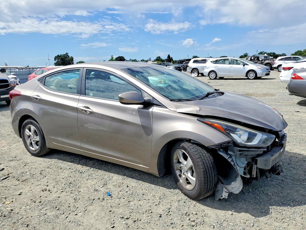 2015 HYUNDAI ELANTRA