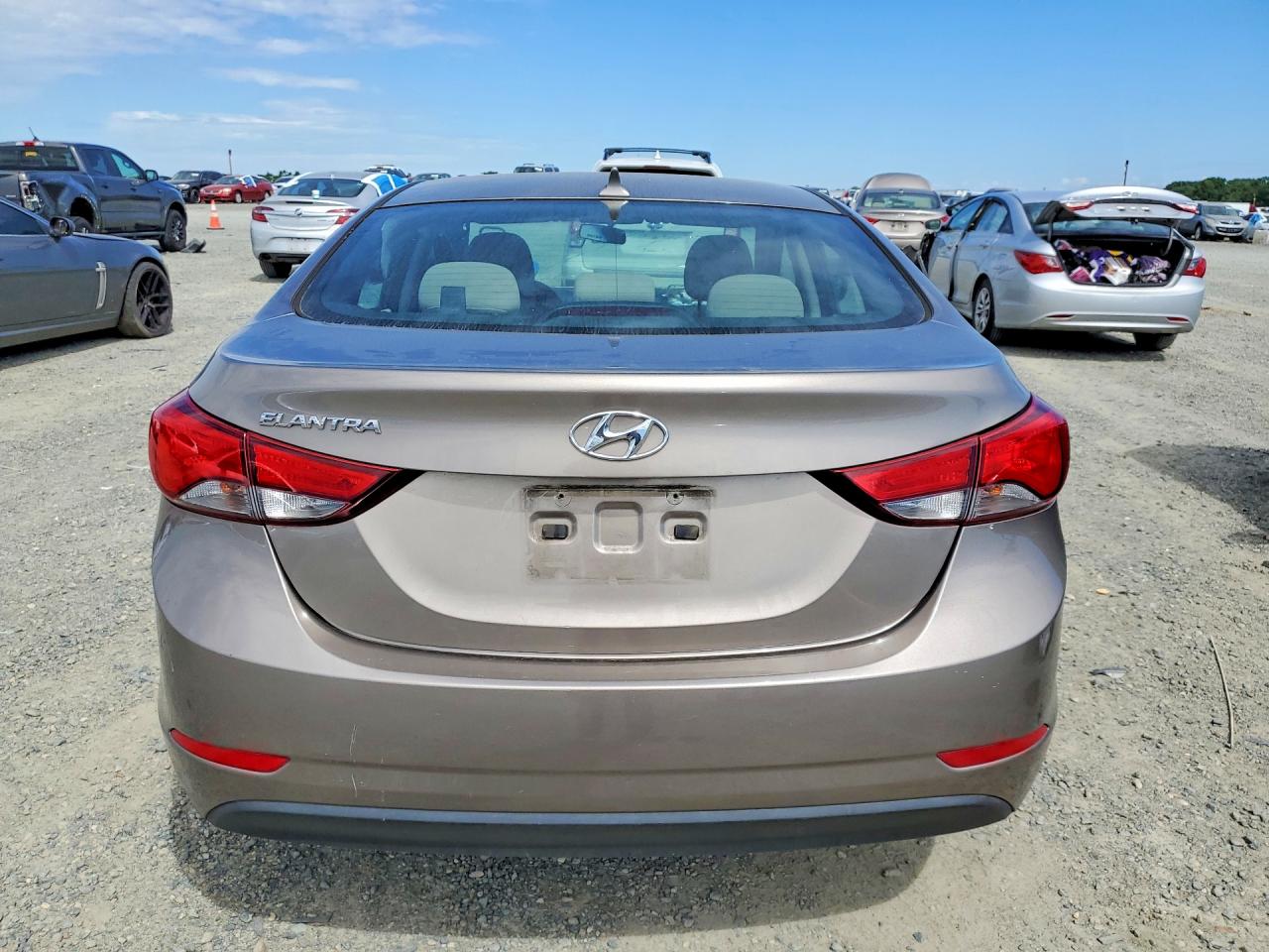 2015 HYUNDAI ELANTRA