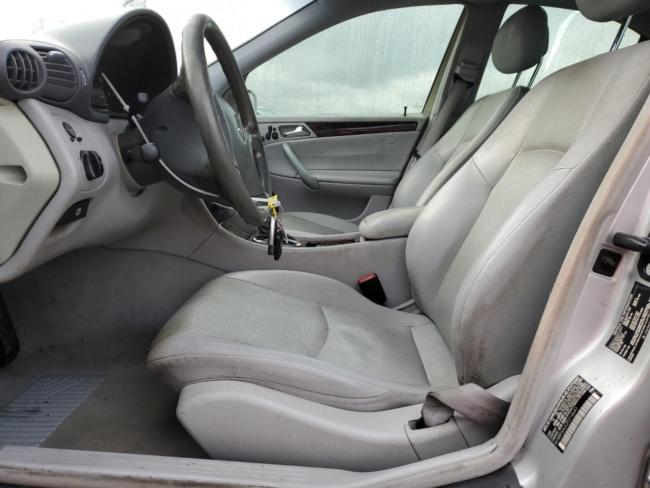 2002 MERCEDES-BENZ C-CLASS