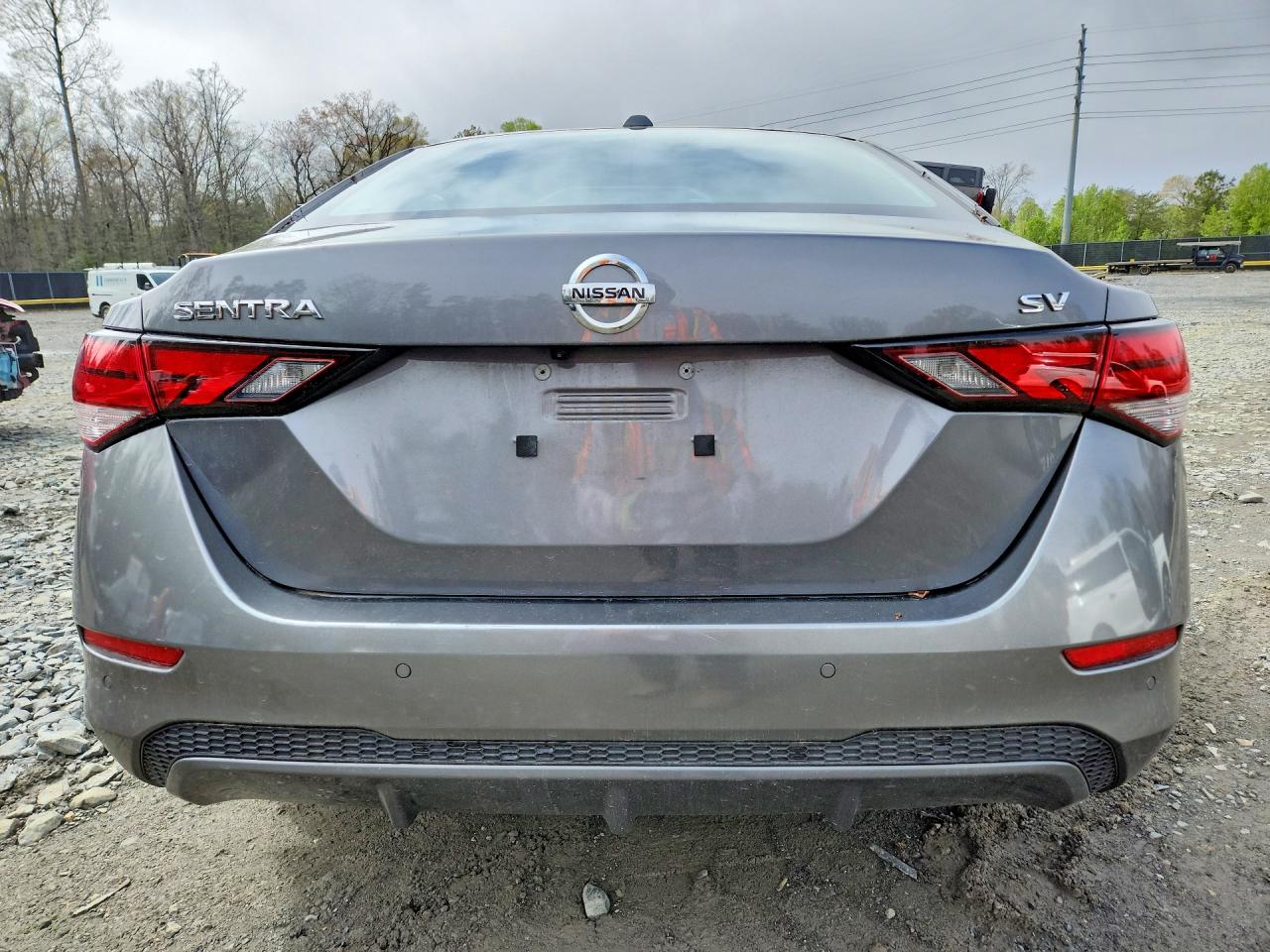 2022 NISSAN SENTRA