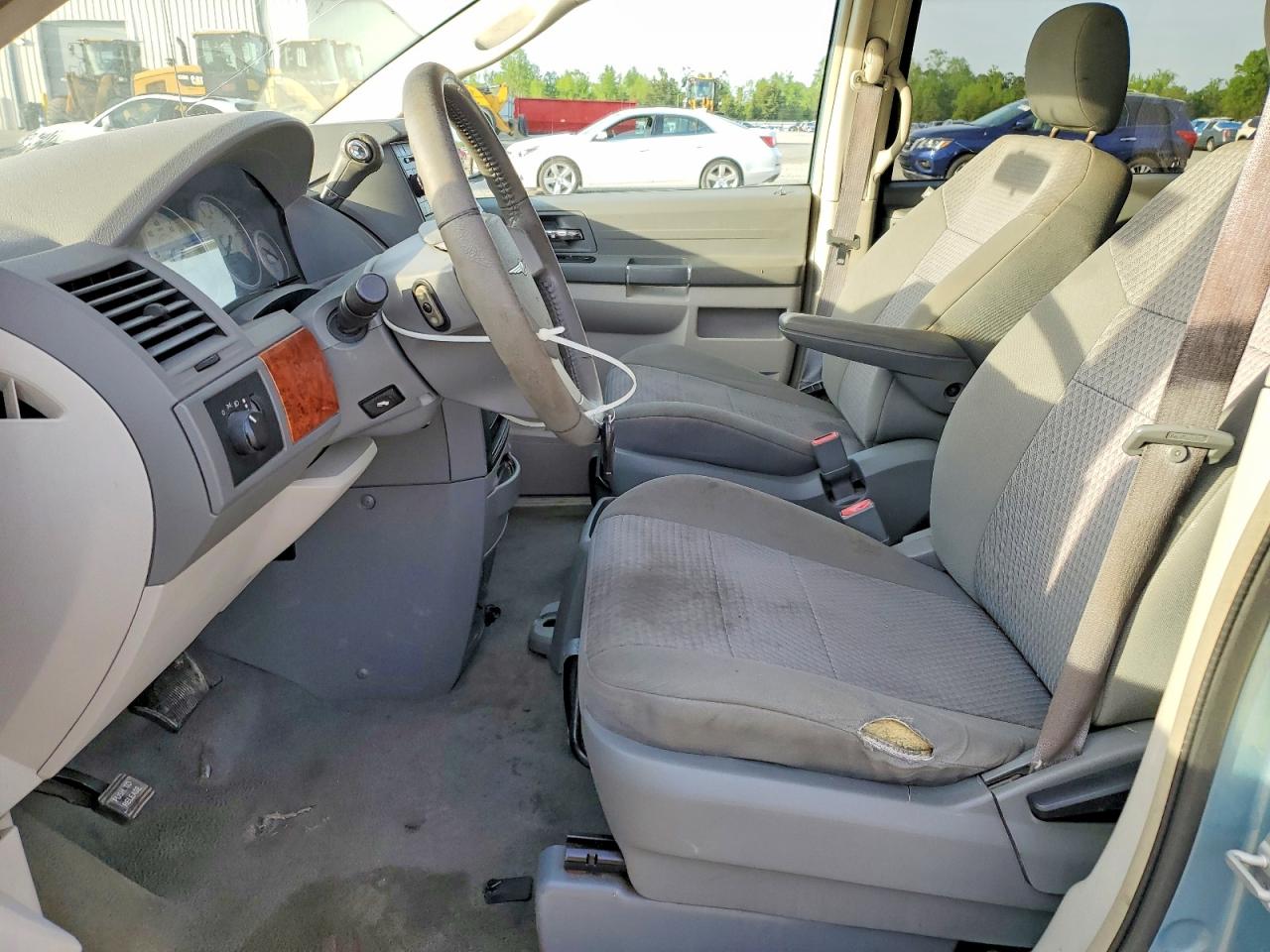 2008 CHRYSLER MINIVAN