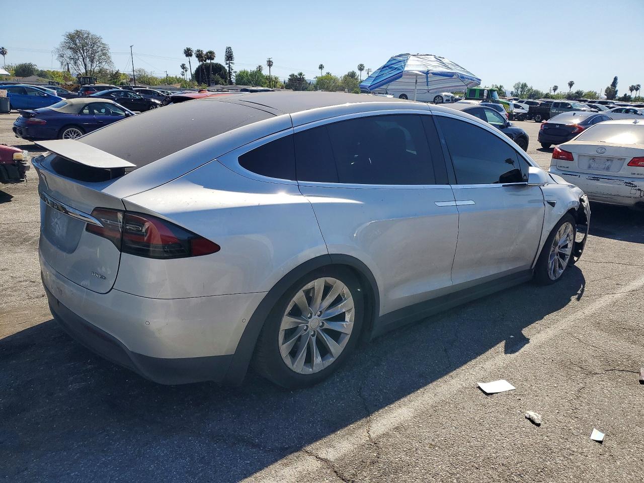 2017 TESLA MODEL X