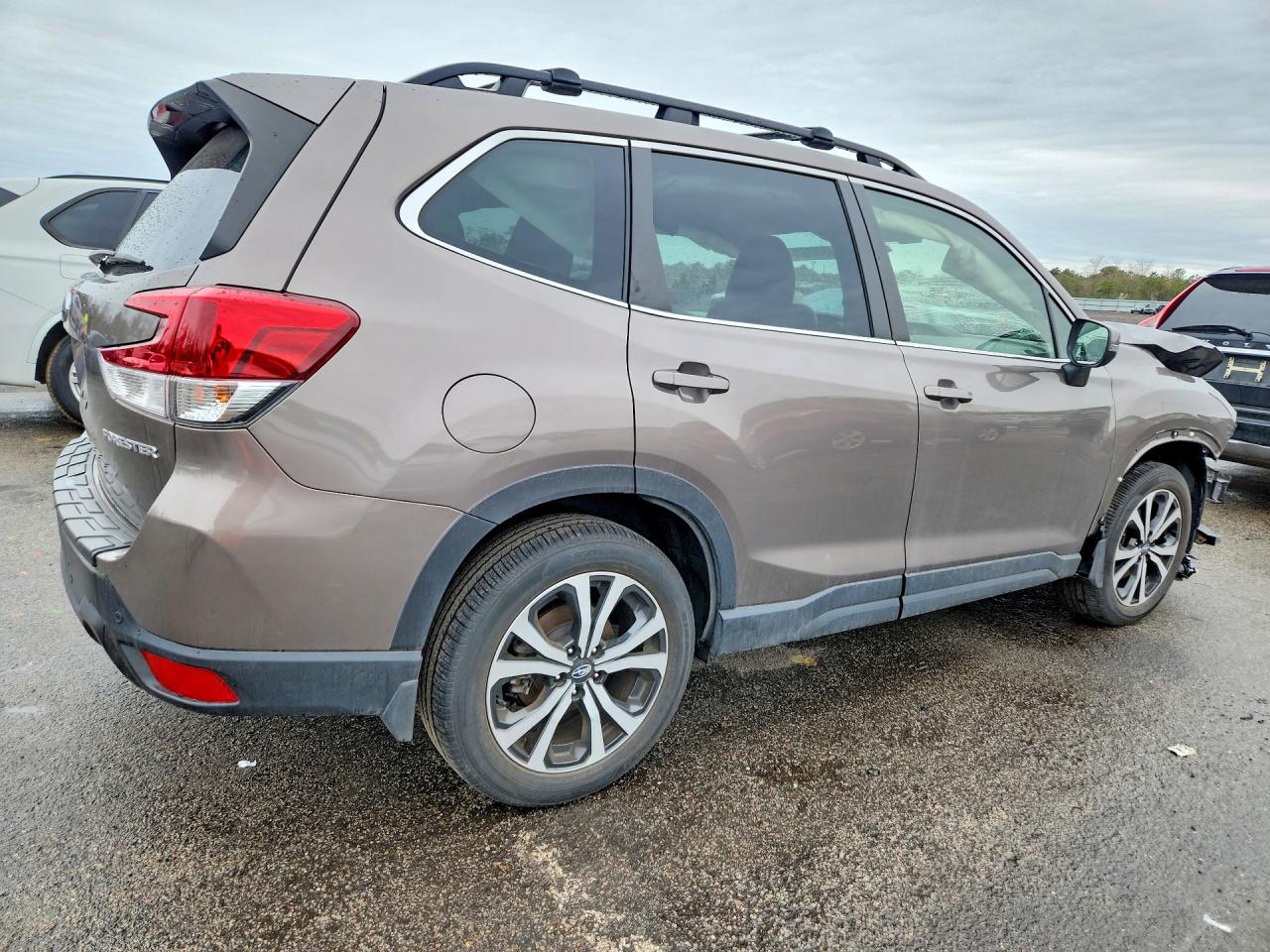 2023 SUBARU FORESTER