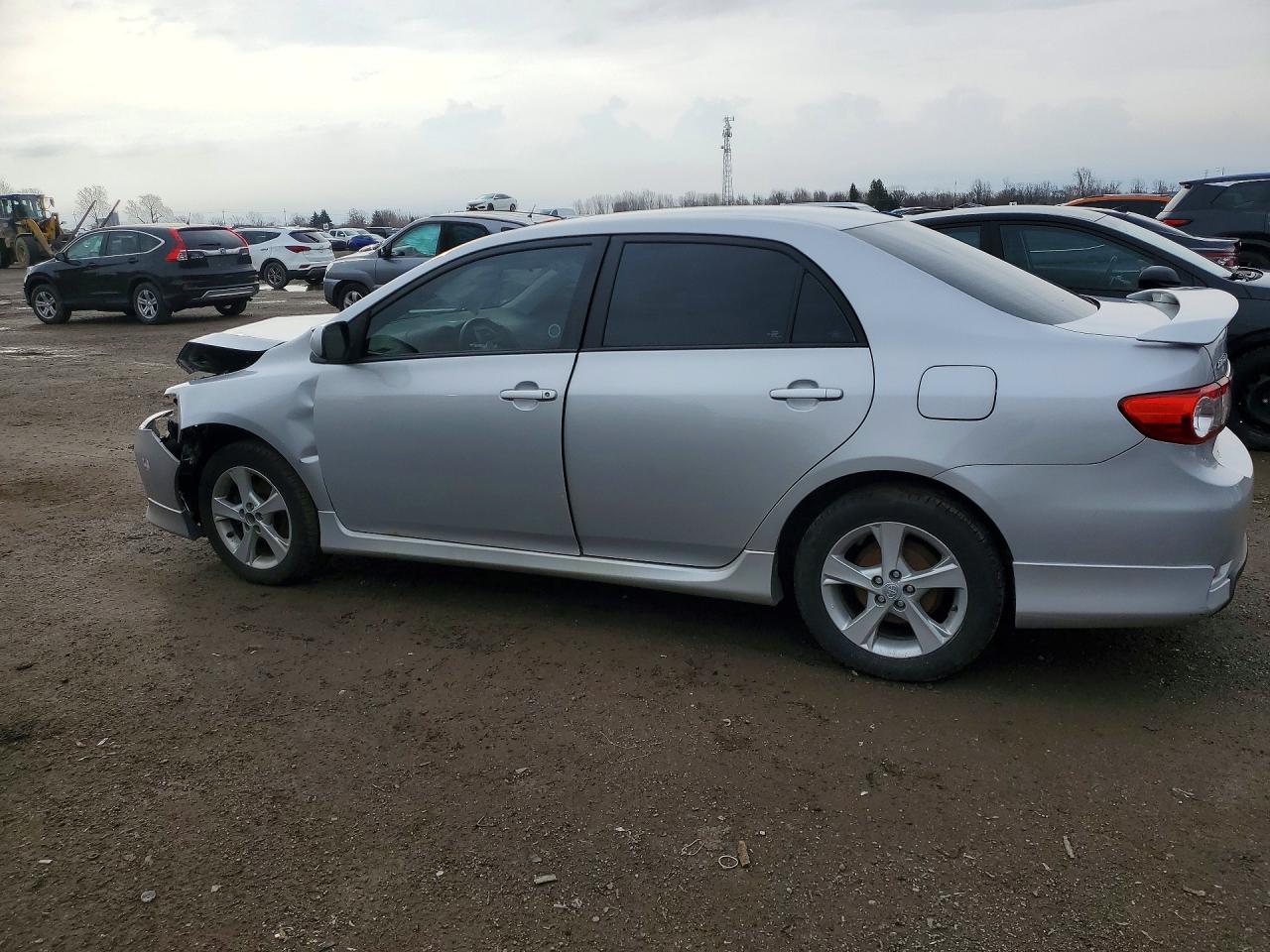 2013 TOYOTA COROLLA