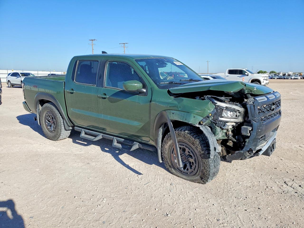 2025 NISSAN FRONTIER