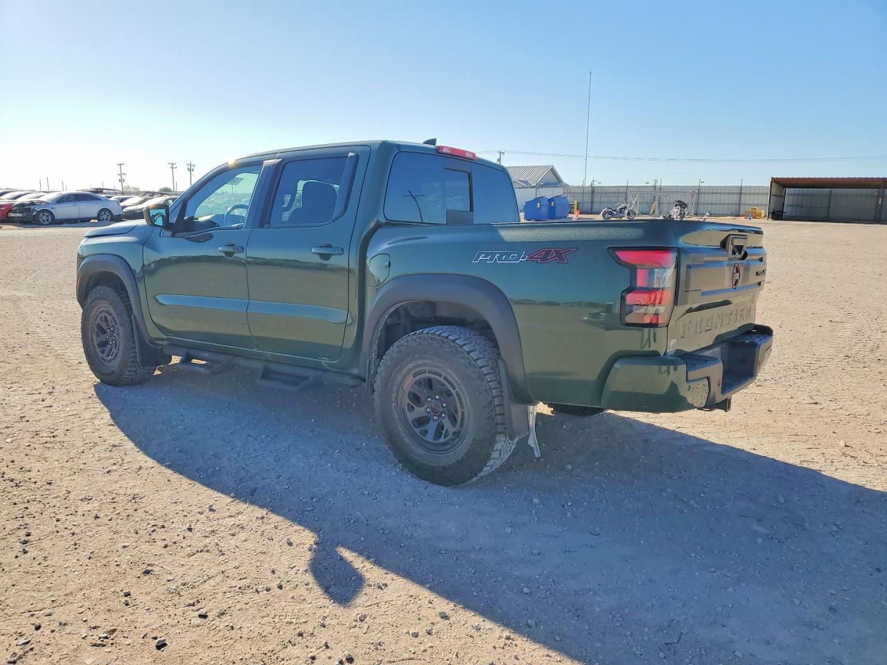 2025 NISSAN FRONTIER