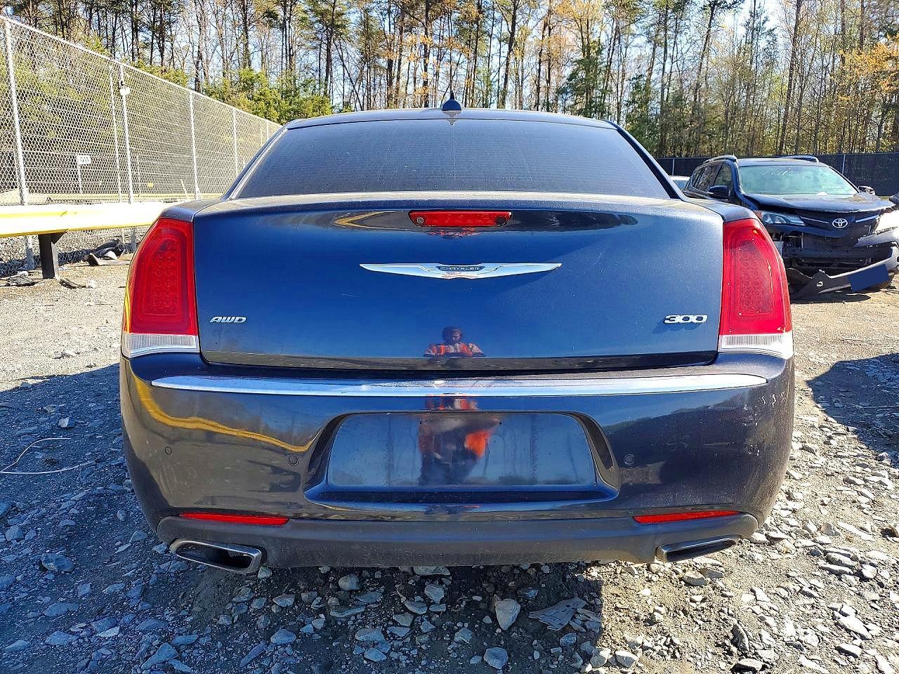 2016 CHRYSLER 300