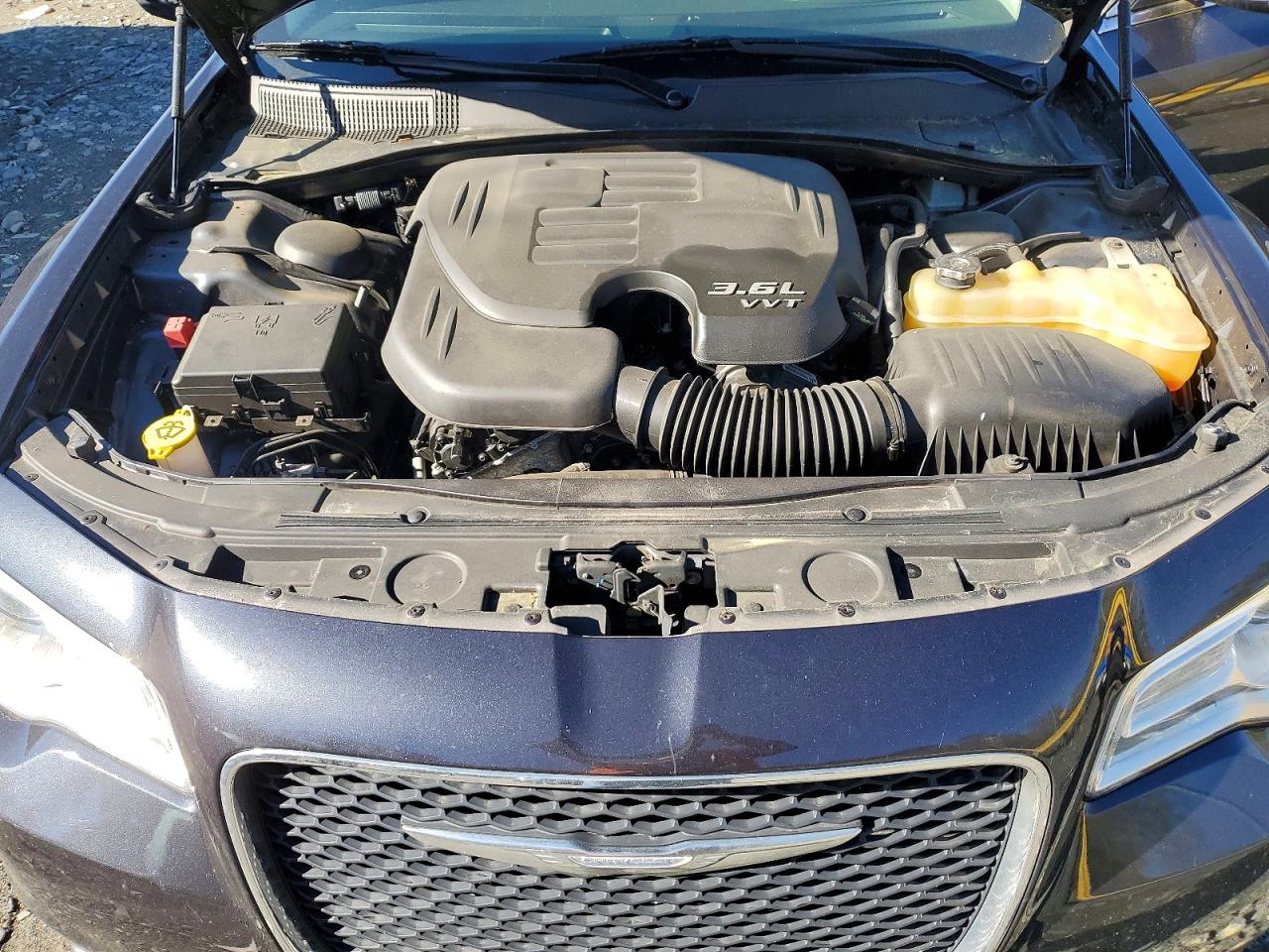 2016 CHRYSLER 300