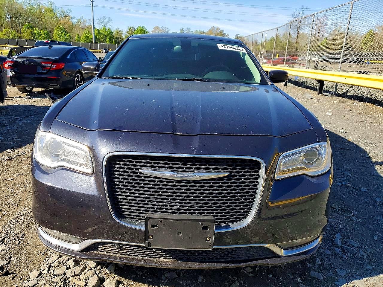 2016 CHRYSLER 300