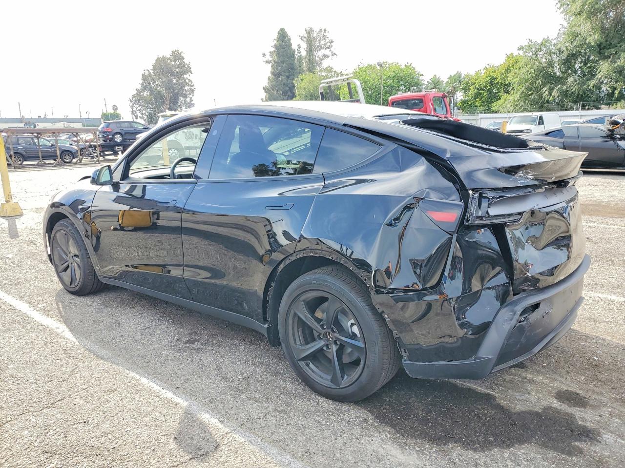 2026 TESLA MODEL Y