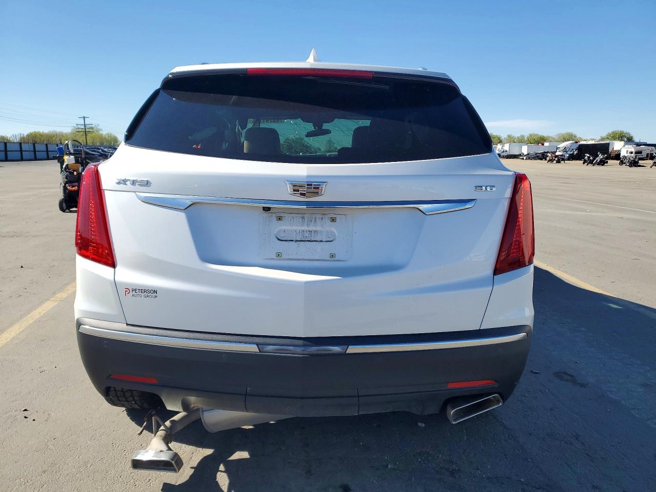2017 CADILLAC XT5