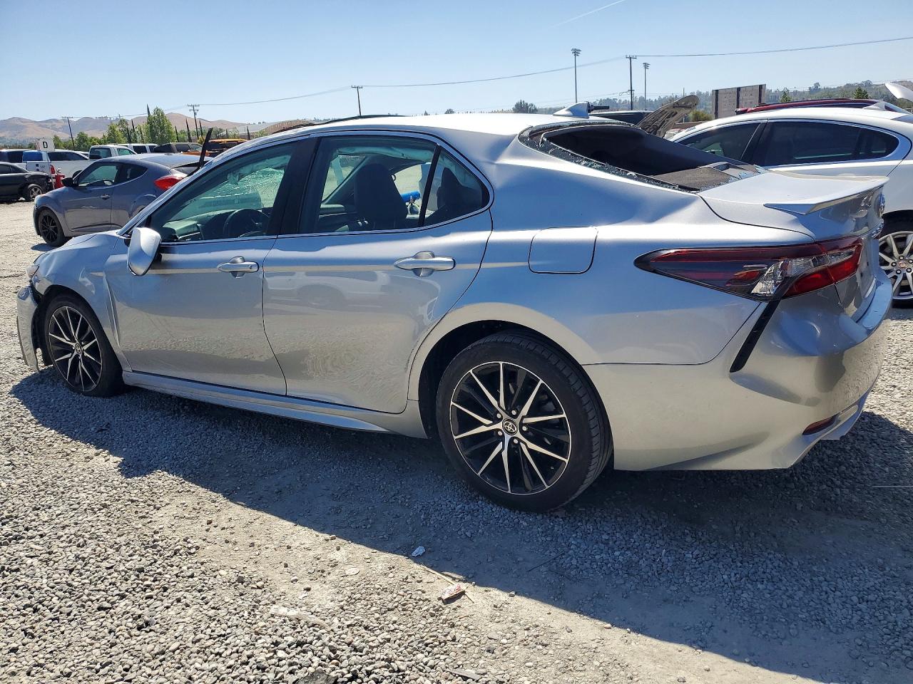 2022 TOYOTA CAMRY