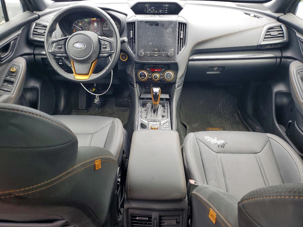 2025 SUBARU FORESTER