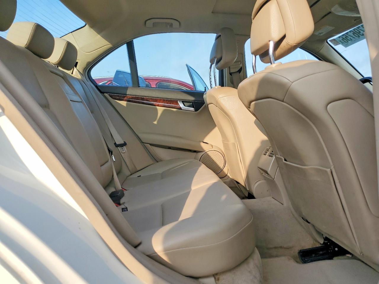 2012 MERCEDES-BENZ C-CLASS
