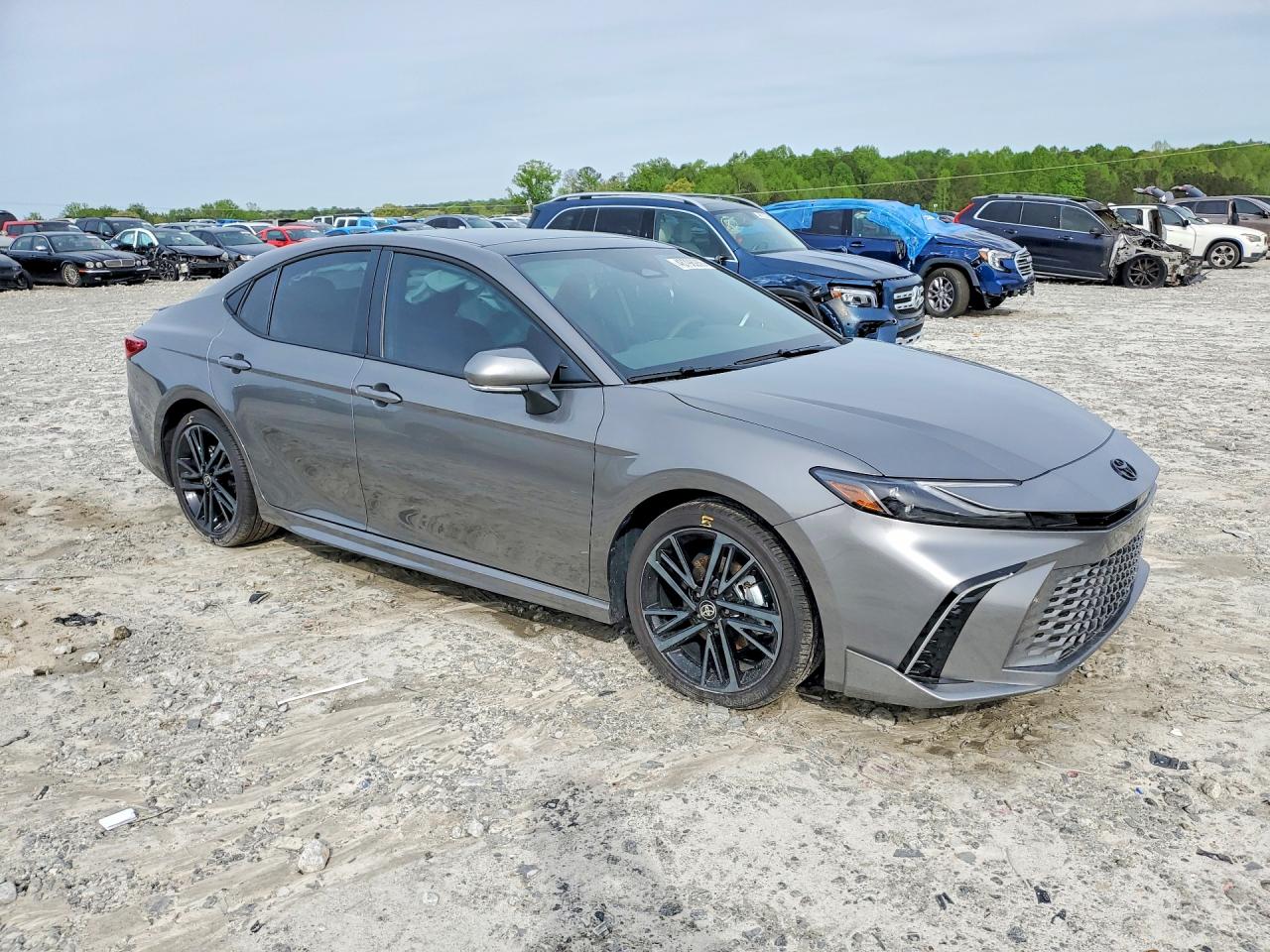 2026 TOYOTA CAMRY