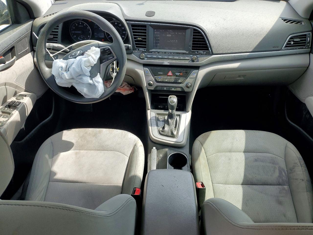 2017 HYUNDAI ELANTRA