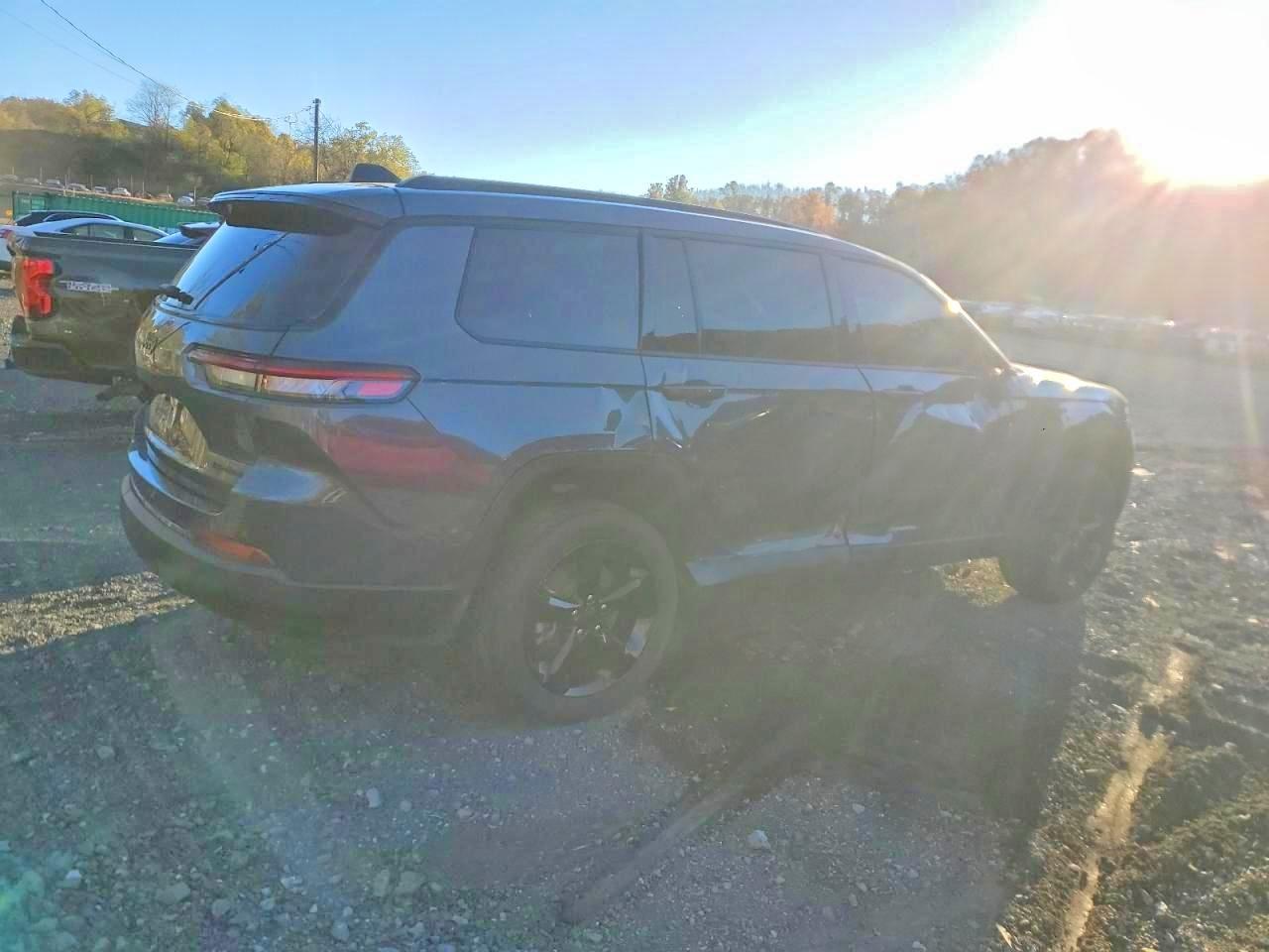 2024 JEEP CHEROKEE