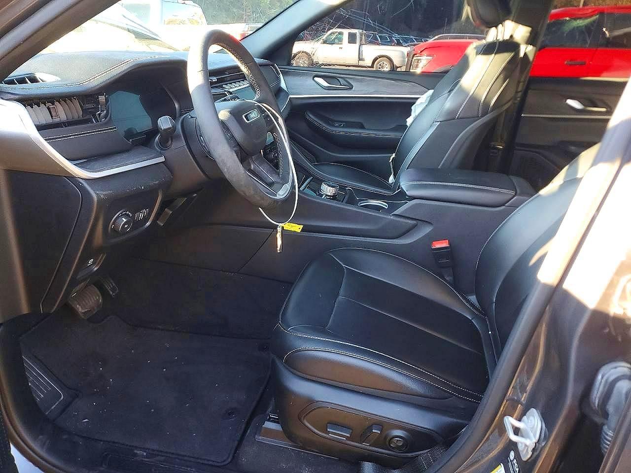 2024 JEEP CHEROKEE