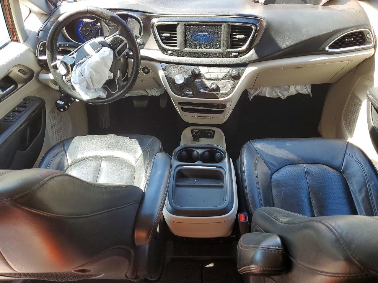 2020 CHRYSLER PACIFICA