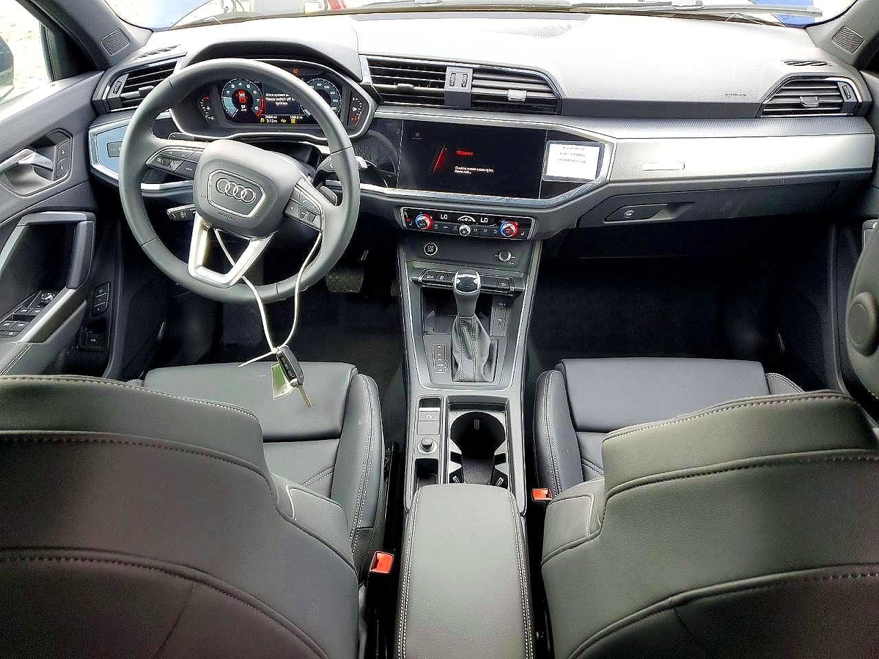 2025 AUDI Q3