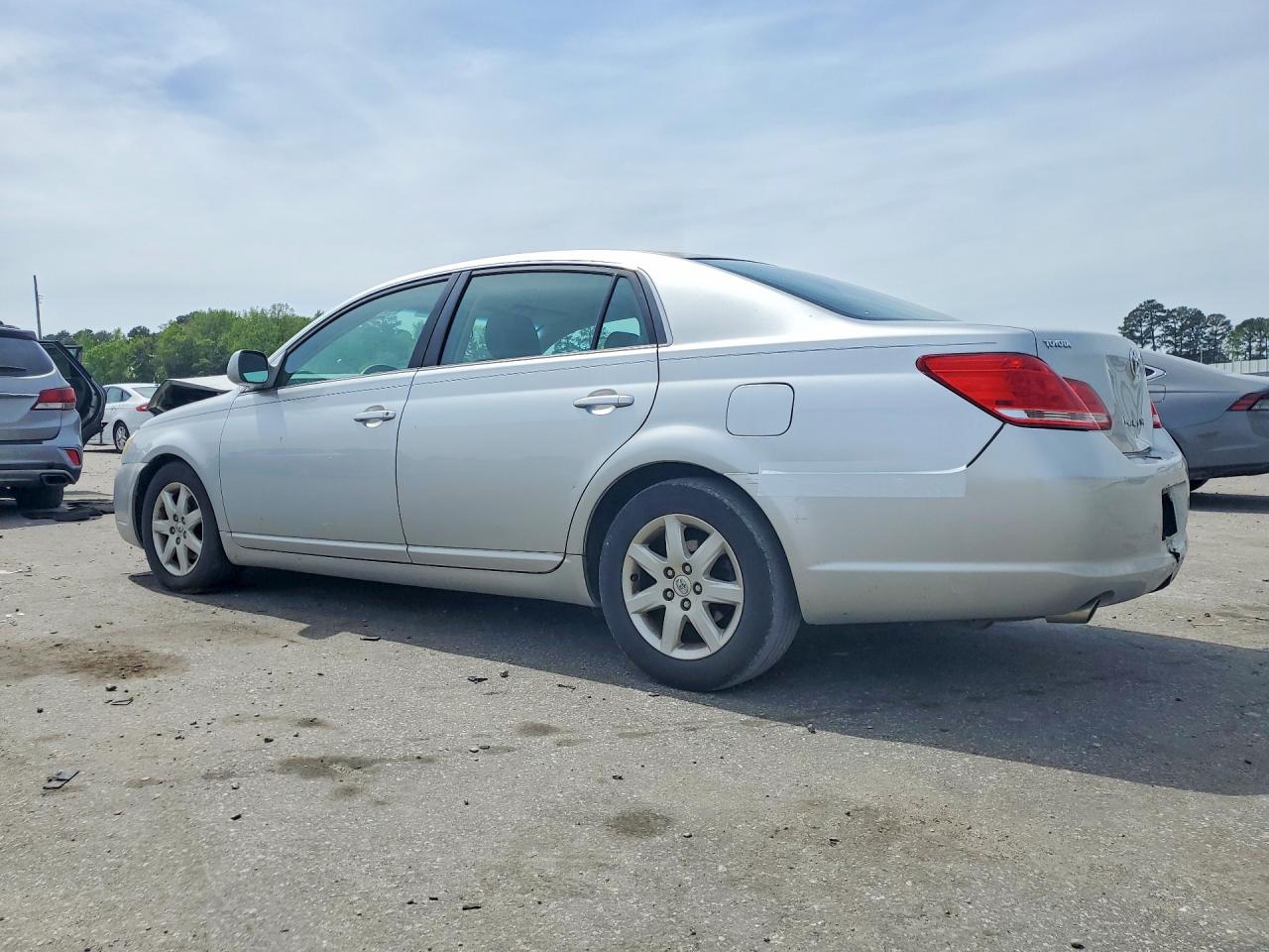 2007 TOYOTA AVALON