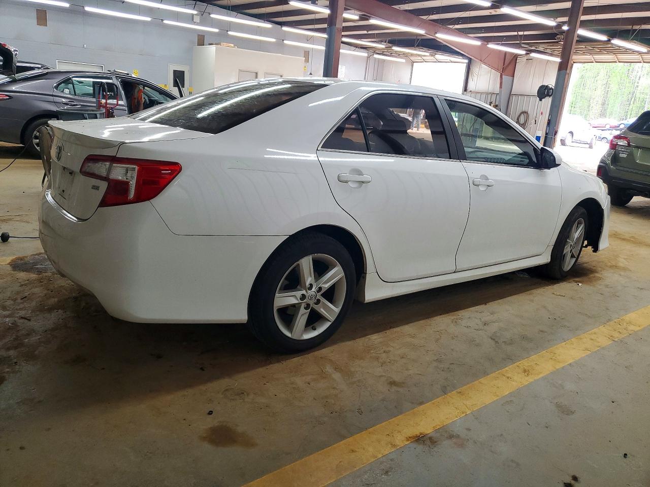 2013 TOYOTA CAMRY