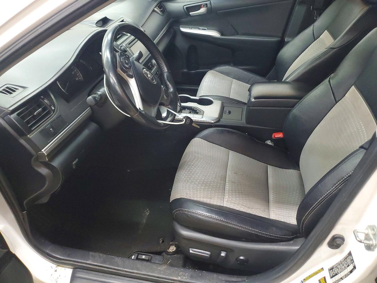 2013 TOYOTA CAMRY