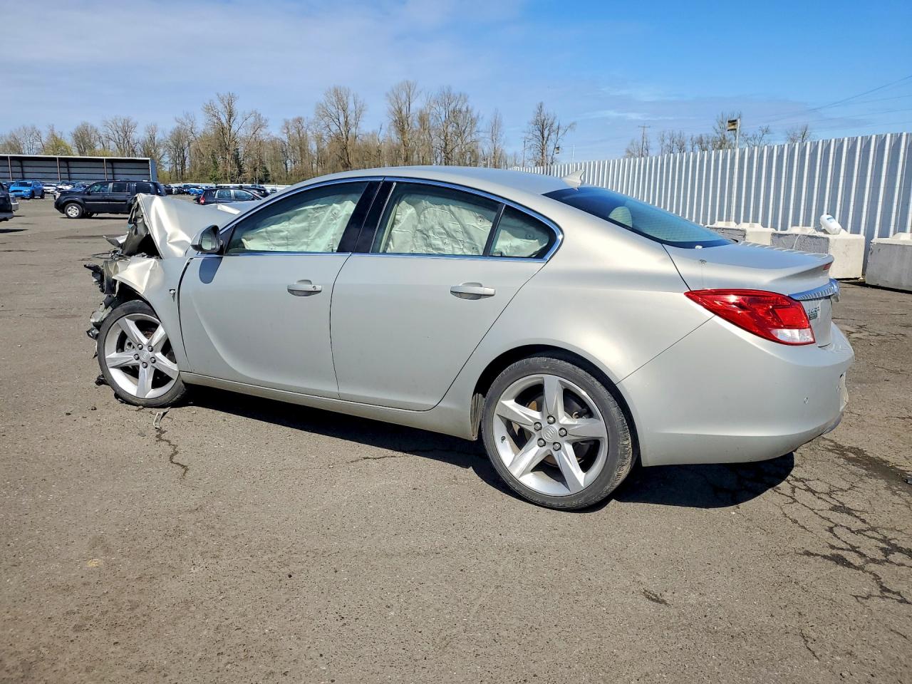 2011 BUICK REGAL