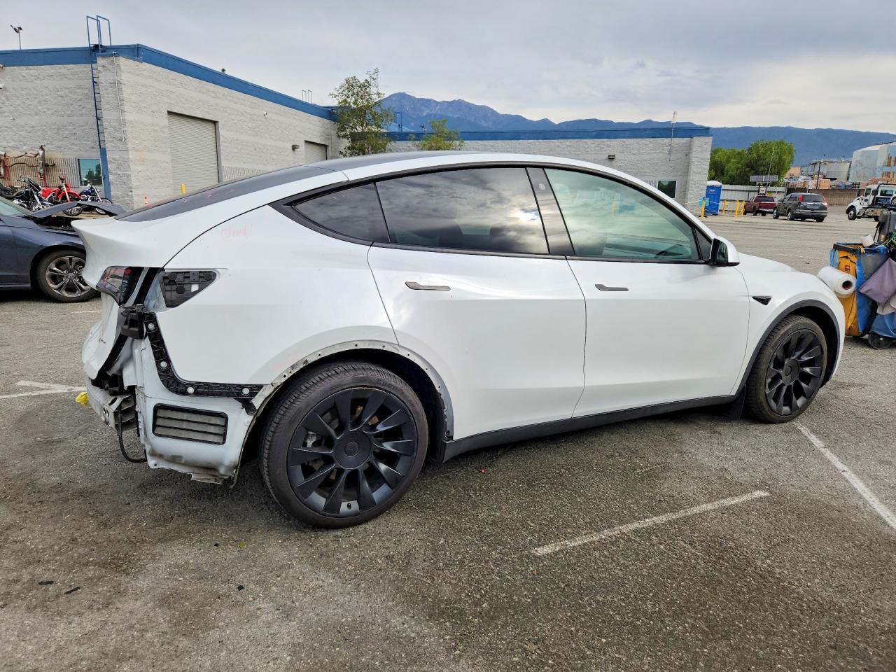 2022 TESLA MODEL Y