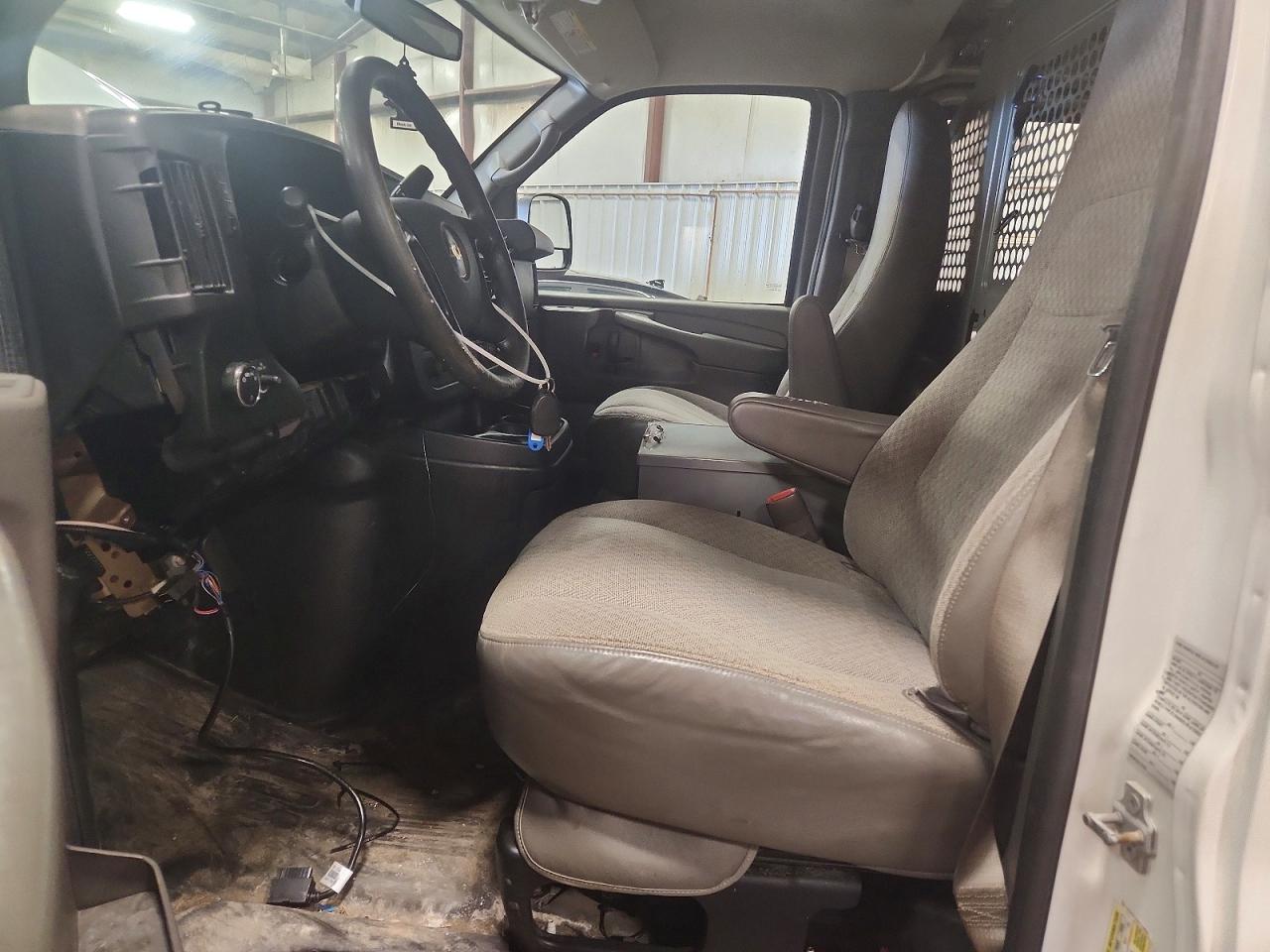 2014 CHEV EXPRESS