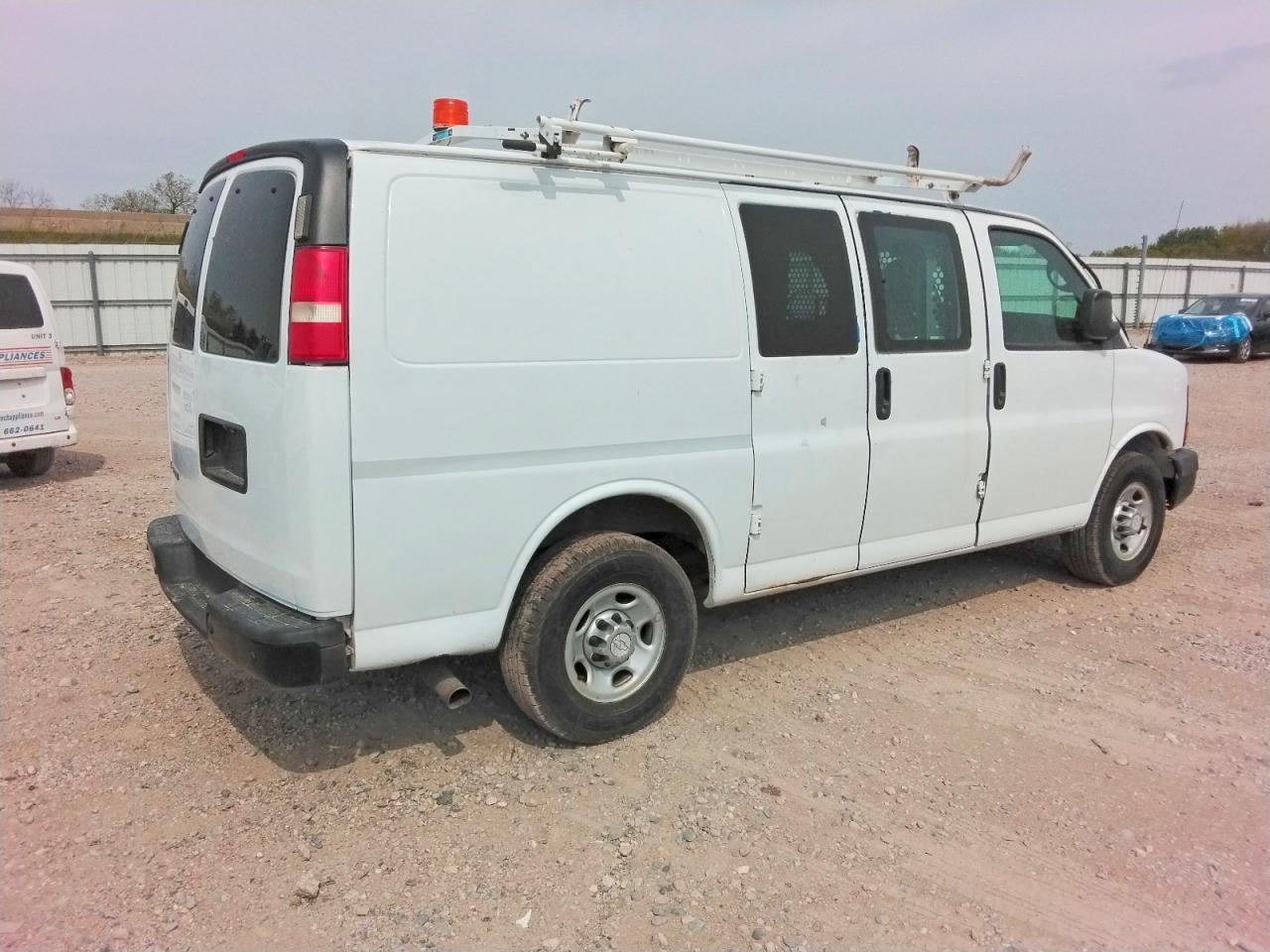 2014 CHEV EXPRESS