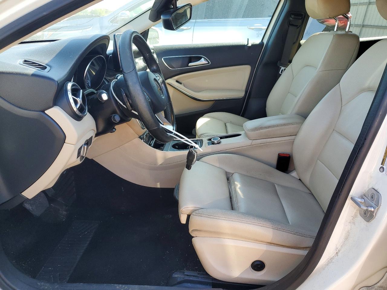 2016 MERCEDES BENZ GLA-CLASS