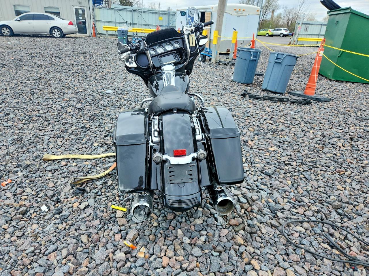 2017 HARLEY-DAVIDSON FL