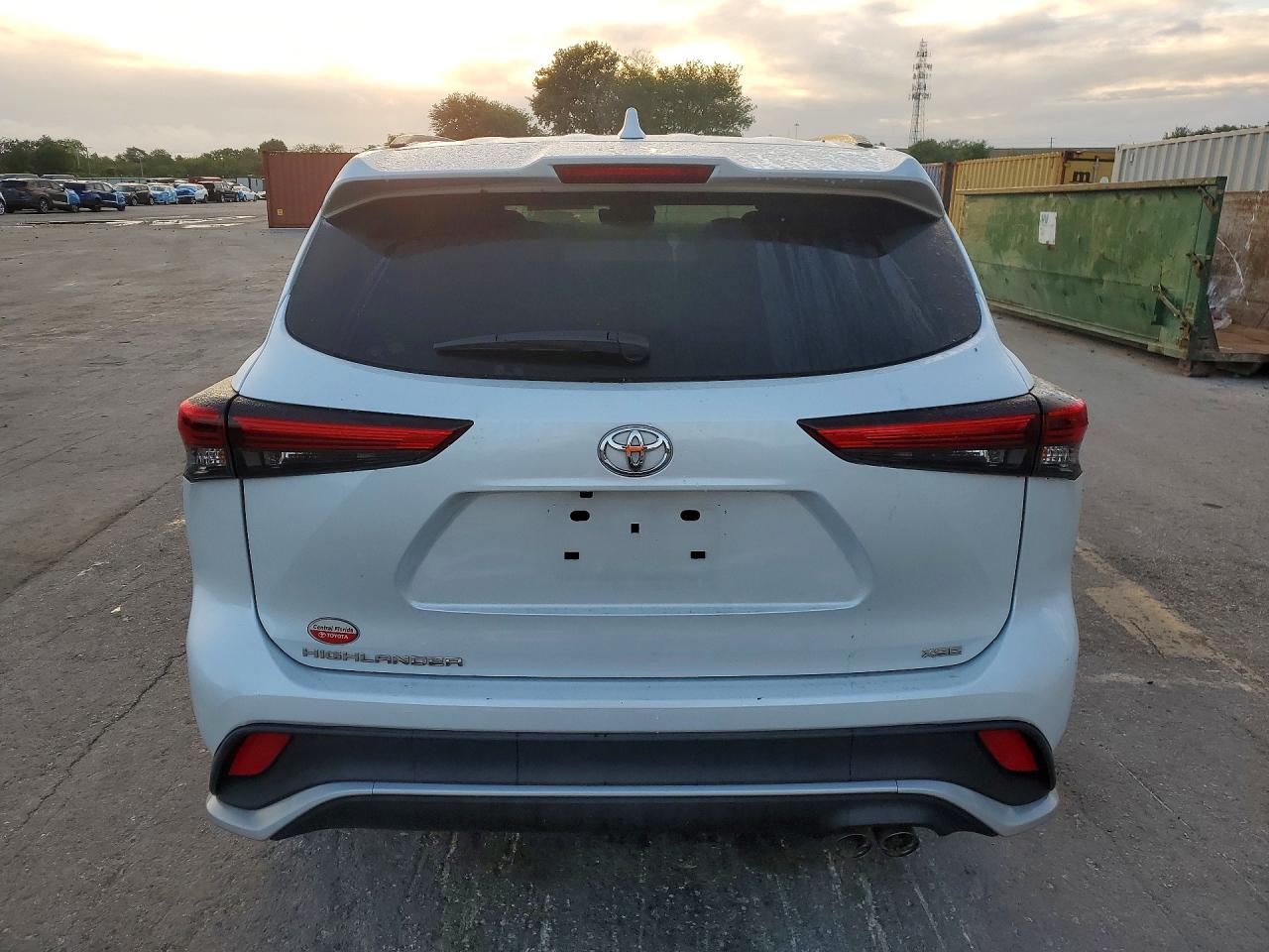 2023 TOYOTA HIGHLANDER